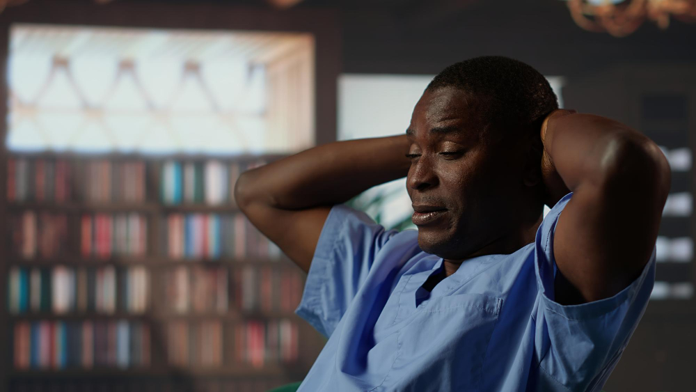 Clinical Depression: Symptoms, Causes, Diagnosis, and Treatment